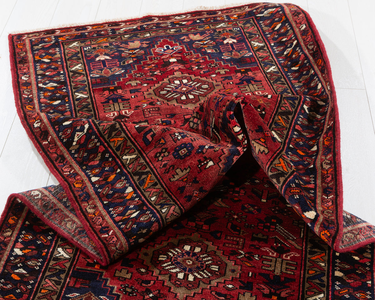 Vintage Rust Red Fine-Motif Geometric Medallion Hand-Knotted Area Rug – 6' 4" x 3' 2" (194 x 96 cm)