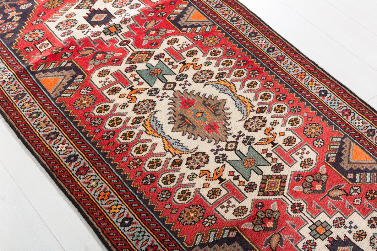 Vintage Ivory Bold Stepped Medallions Hand-Knotted Area Rug – 6' 3" x 3' 1" (191 x 93 cm)
