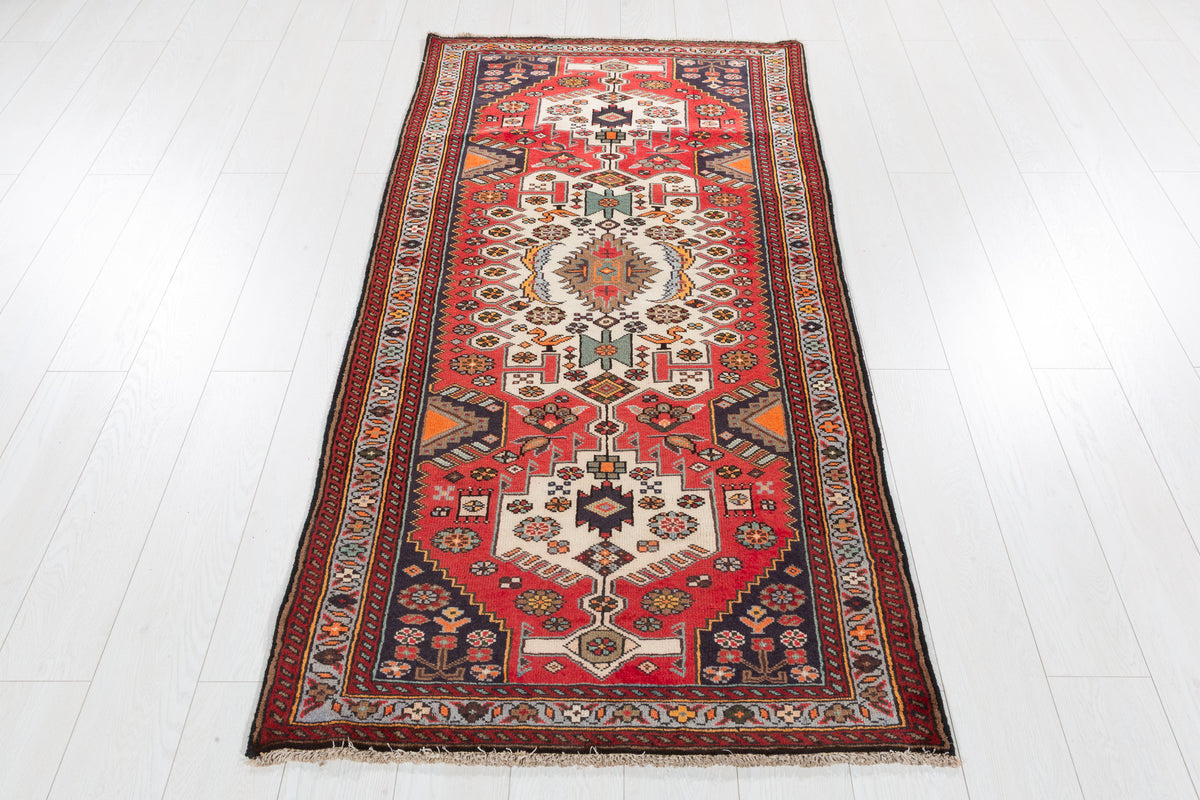 Vintage Ivory Bold Stepped Medallions Hand-Knotted Area Rug – 6' 3" x 3' 1" (191 x 93 cm)