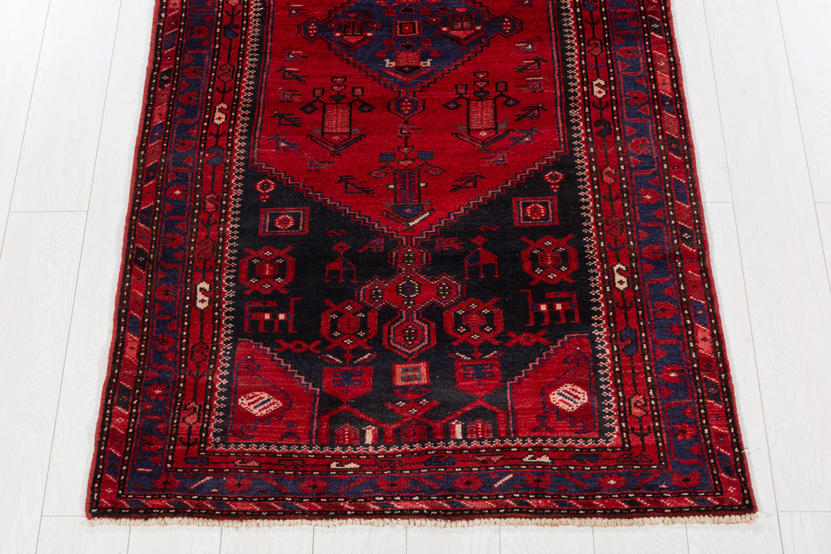 Vintage Red Botanical Medallion Composition Hand-Knotted Area Rug – 6' 9" x 3' 4" (206 x 102 cm)
