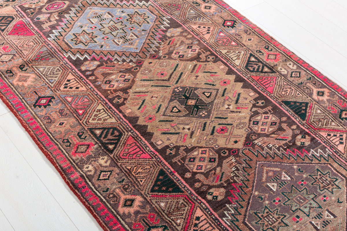 Vintage Faded Camel Brown Geometric Medallion Hand-Knotted Area Rug – 6' 9" x 3' 7" (205 x 108 cm)