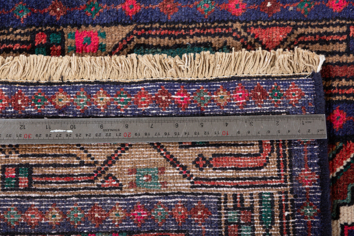 Vintage Diamond Medallion Narrow Runner Rug, Red – 8' 6" x 2' 5" (260 x 73 cm)