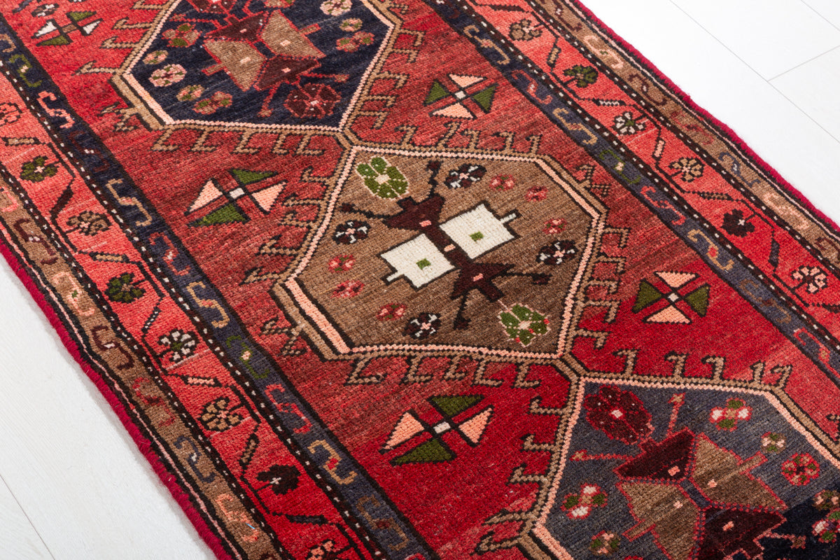 Vintage Geometric Small Wool Rug, Red – 5' 3" x 2' 7" (161 x 79 cm)