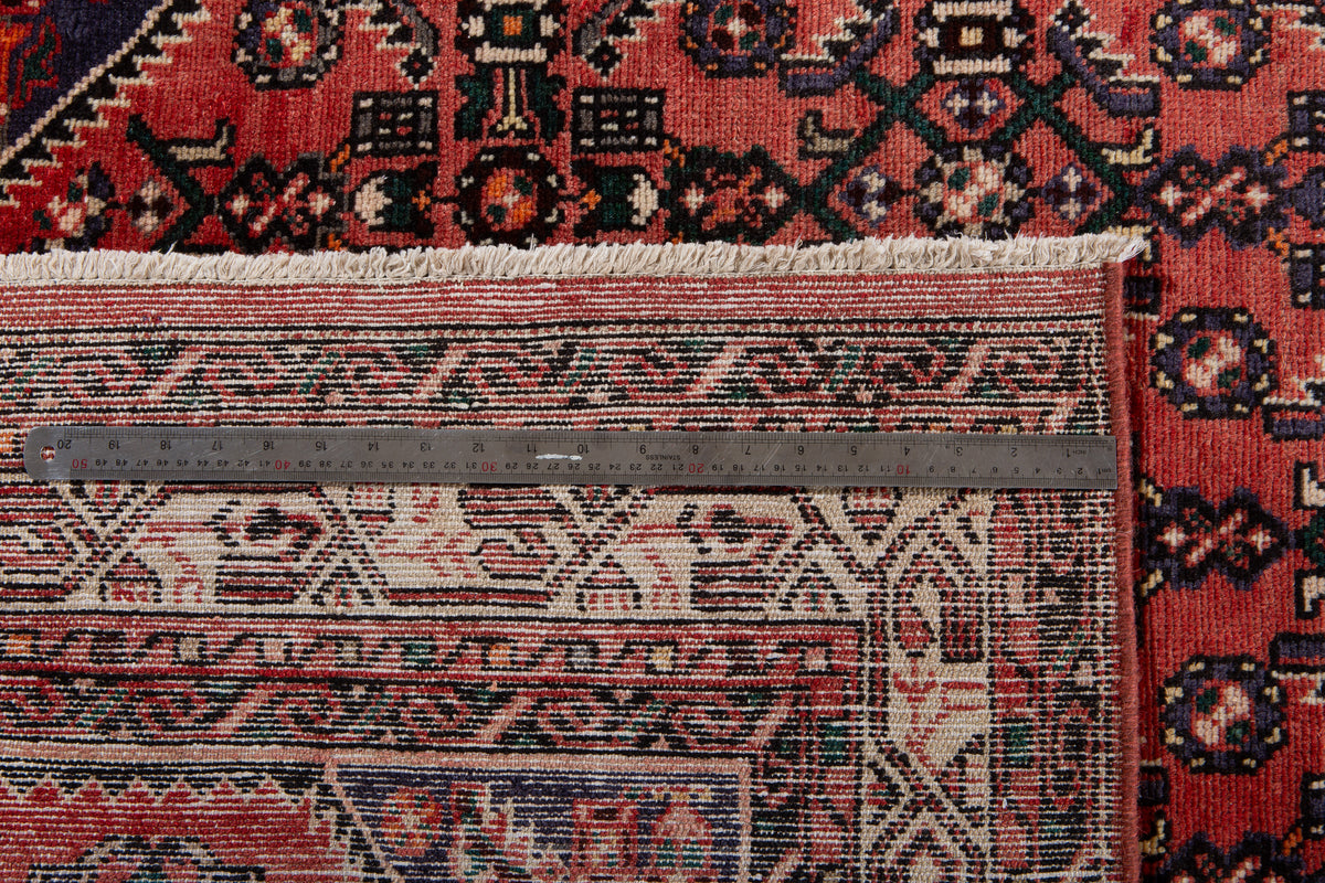 Vintage Red & Beige Wool Rug – 9' 1" x 4' 5" (278 x 135 cm)