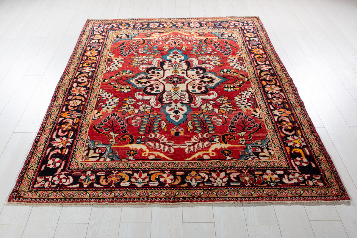 Rare Collectible Antique Red Floral Medallion Wool Rug – 6' 8" x 5' 6" (203 x 168 cm)
