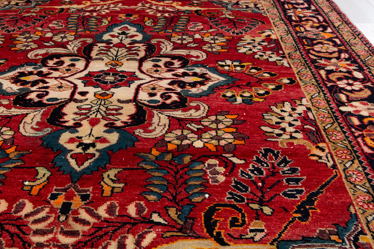 Rare Collectible Antique Red Floral Medallion Wool Rug – 6' 8" x 5' 6" (203 x 168 cm)