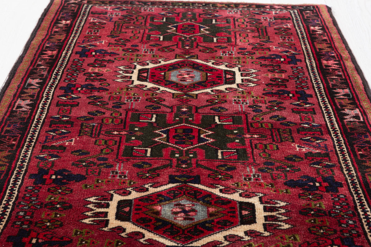 Vintage Diamond Medallion Narrow Runner Rug, Red – 6' 4" x 2' 5" (194 x 74 cm)