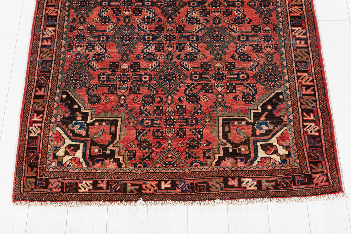 Vintage Red Wool Rug – 9' 9" x 4' 2" (296 x 126 cm)
