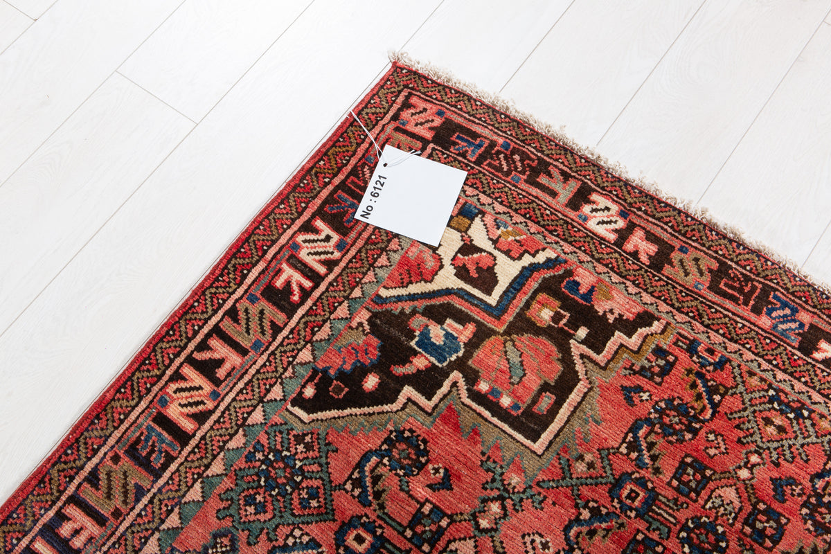 Vintage Red Wool Rug – 9' 9" x 4' 2" (296 x 126 cm)