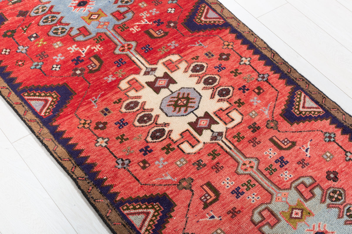 Vintage Geometric Medallion Runner Rug, Red – 12' 4" x 2' 6" (375 x 75 cm)
