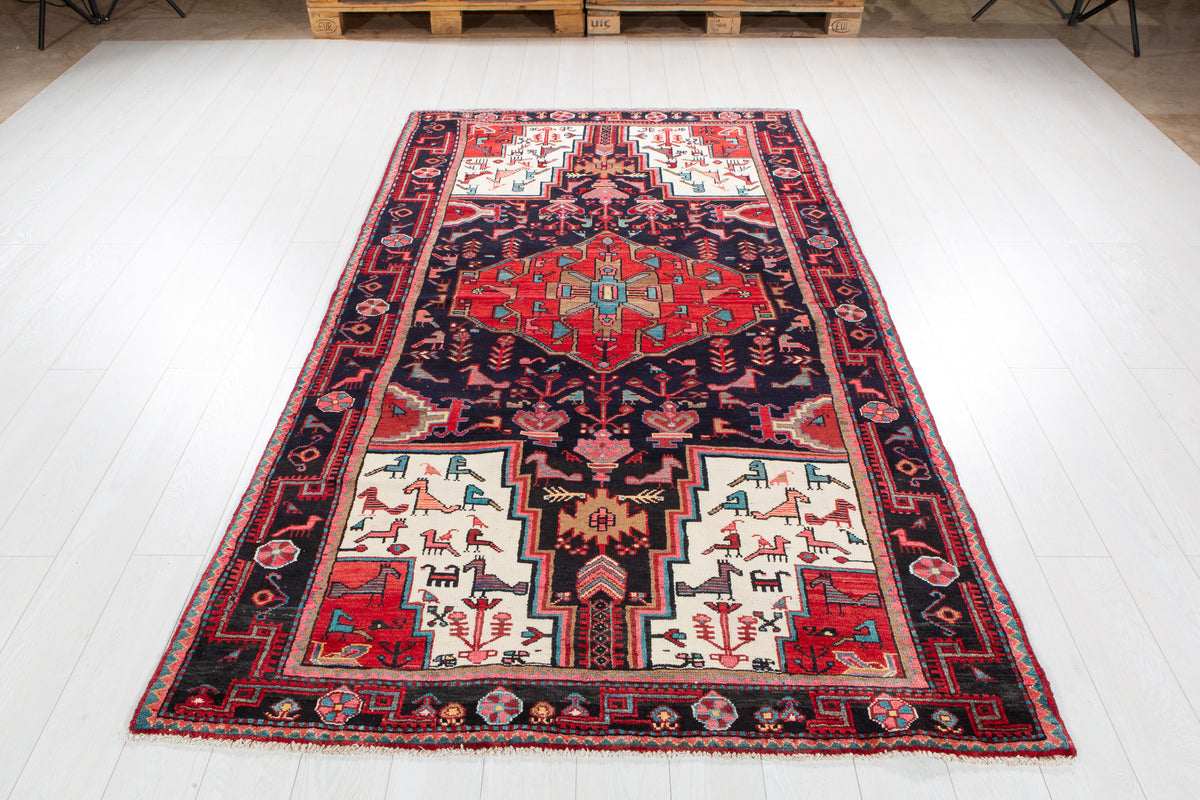 Vintage Deep Navy Blue & Red Geometric Medallion Wool Rug – 8' 6" x 4' 9" (260 x 146 cm)