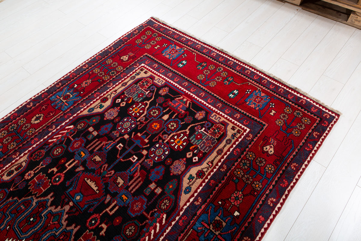 Vintage Black & Red Geometric Allover Wool Rug – 9' 10" x 5' 3" (300 x 161 cm)
