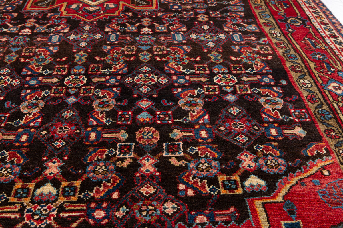 Vintage Black & Red Geometric Medallion Wool Rug – 10' 4" x 5' 5" (314 x 164 cm)