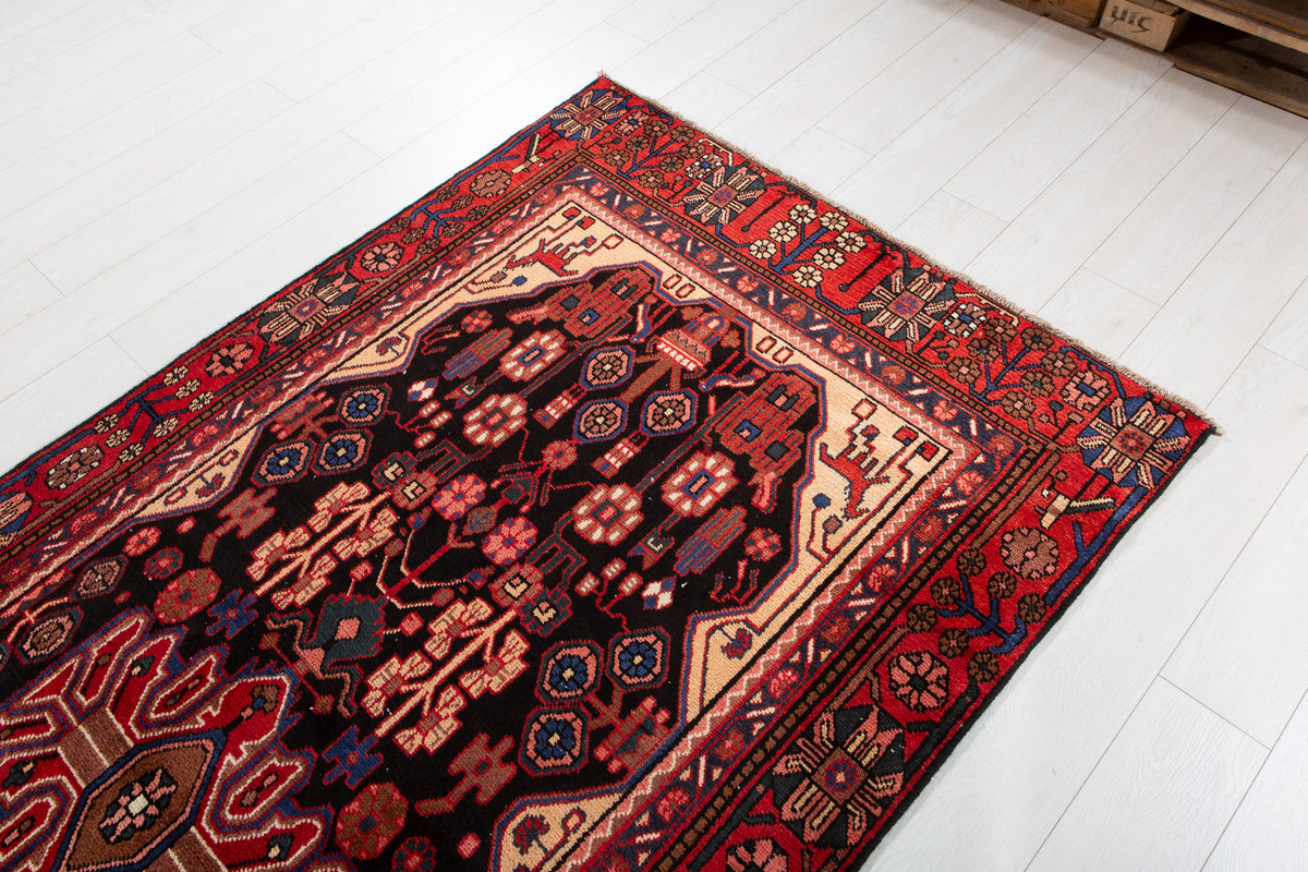 Vintage Black & Rust Orange Geometric Allover Wool Rug – 9' 2" x 4' 3" (279 x 130 cm)