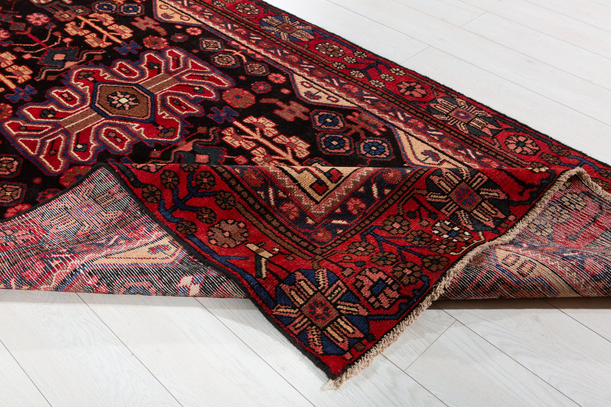Vintage Black & Rust Orange Geometric Allover Wool Rug – 9' 2" x 4' 3" (279 x 130 cm)