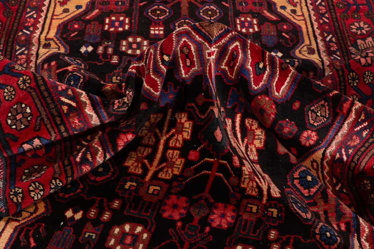 Vintage Black & Rust Orange Geometric Allover Wool Rug – 9' 2" x 4' 3" (279 x 130 cm)