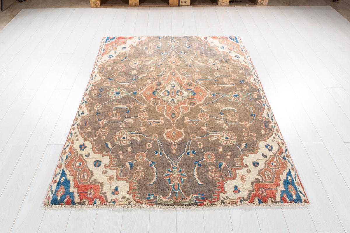 Antique Charcoal Black & Grey Wool Rug – 6' 6" x 4' 11" (199 x 150 cm)