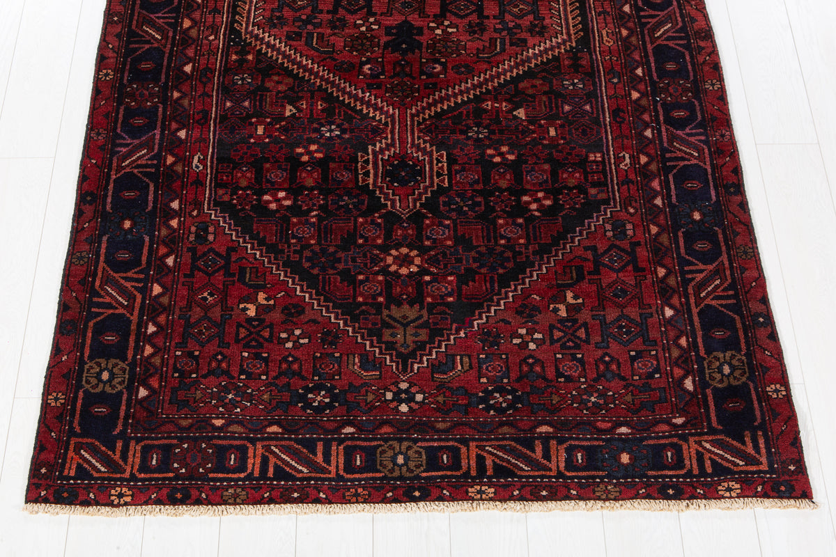 Vintage Black & Rust Red Geometric Allover Wool Rug – 9' 10" x 4' 10" (300 x 148 cm)