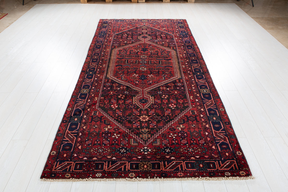 Vintage Black & Rust Red Geometric Allover Wool Rug – 9' 10" x 4' 10" (300 x 148 cm)