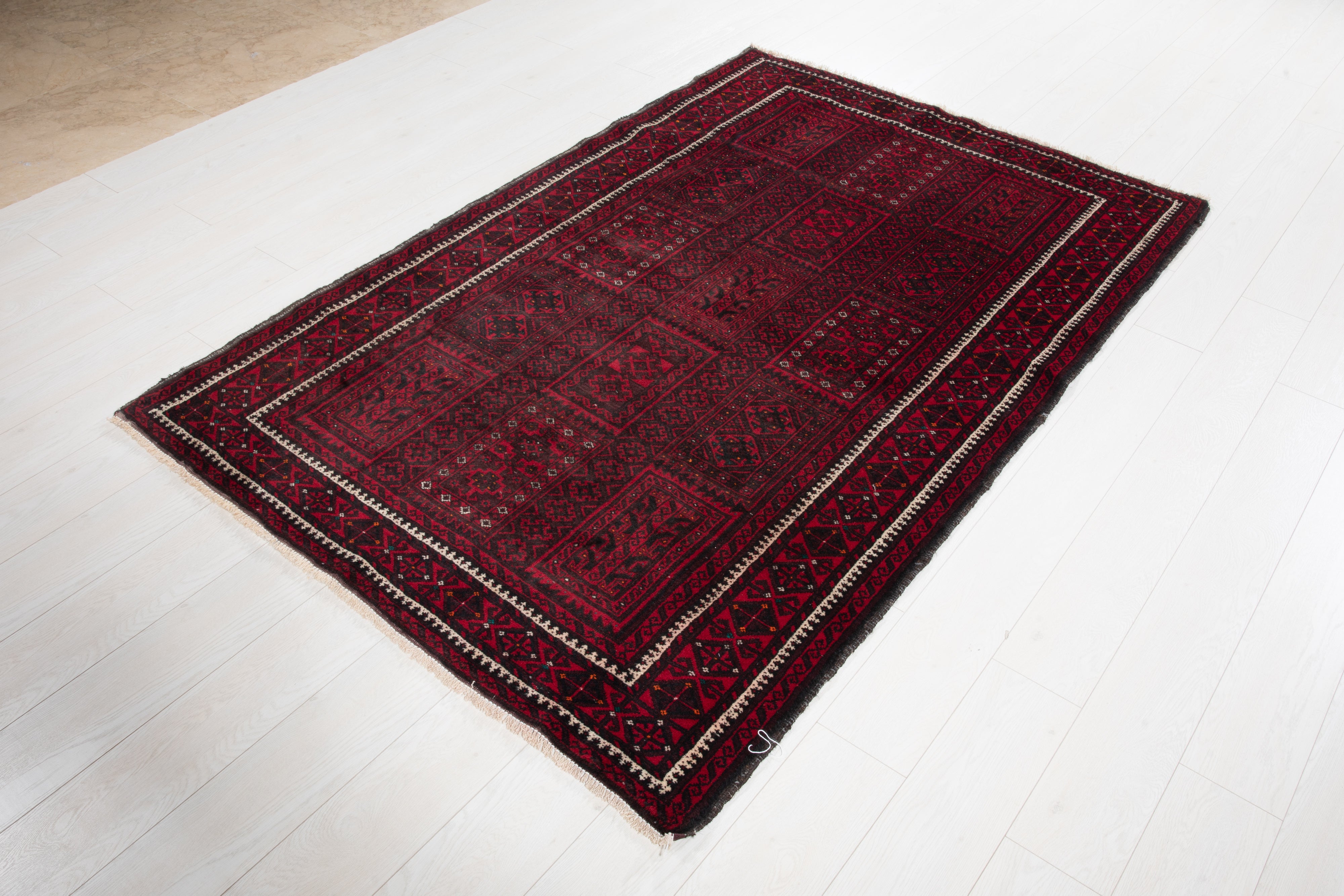 Fine Vintage Baluch Wool Rug, Red, 4x7 – 6' 8" x 4' 4" (204 x 133 cm)