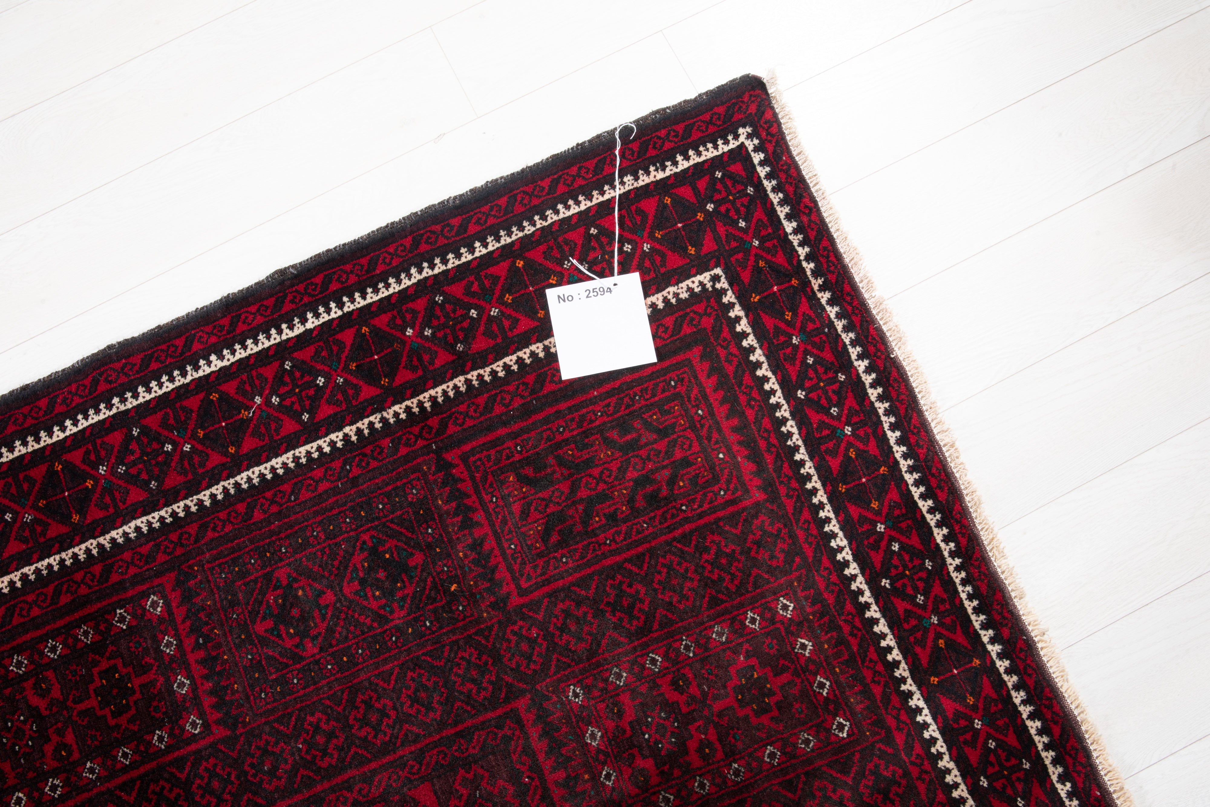 Fine Vintage Baluch Wool Rug, Red, 4x7 – 6' 8" x 4' 4" (204 x 133 cm)
