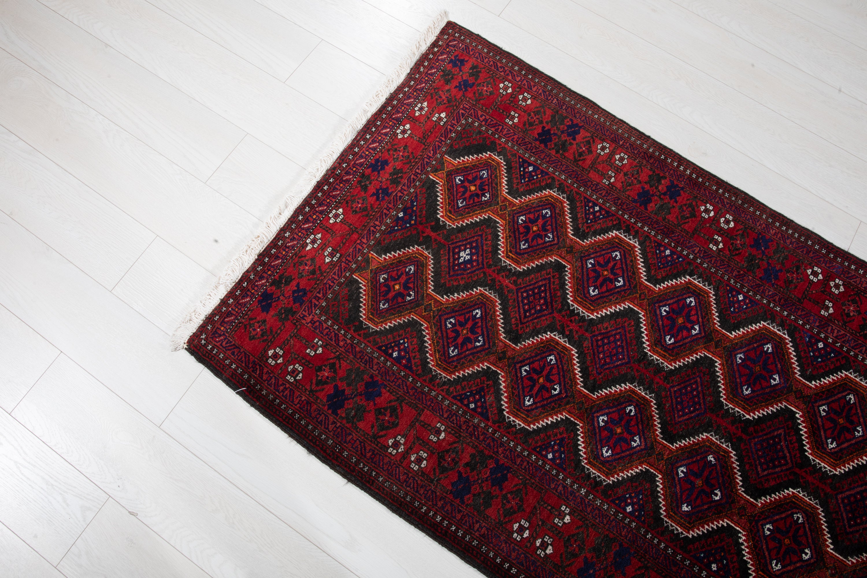 Fine Vintage Baluch Wool Rug, Black & Red, 3x6 – 6' 2" x 3' 2" (189 x 96 cm)
