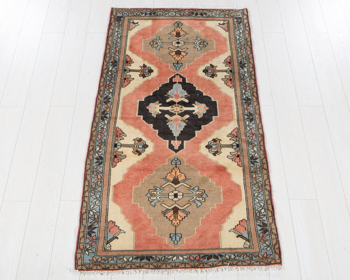 Vintage Tarom wool rug in Coral, Blue, 180 x 96 cm