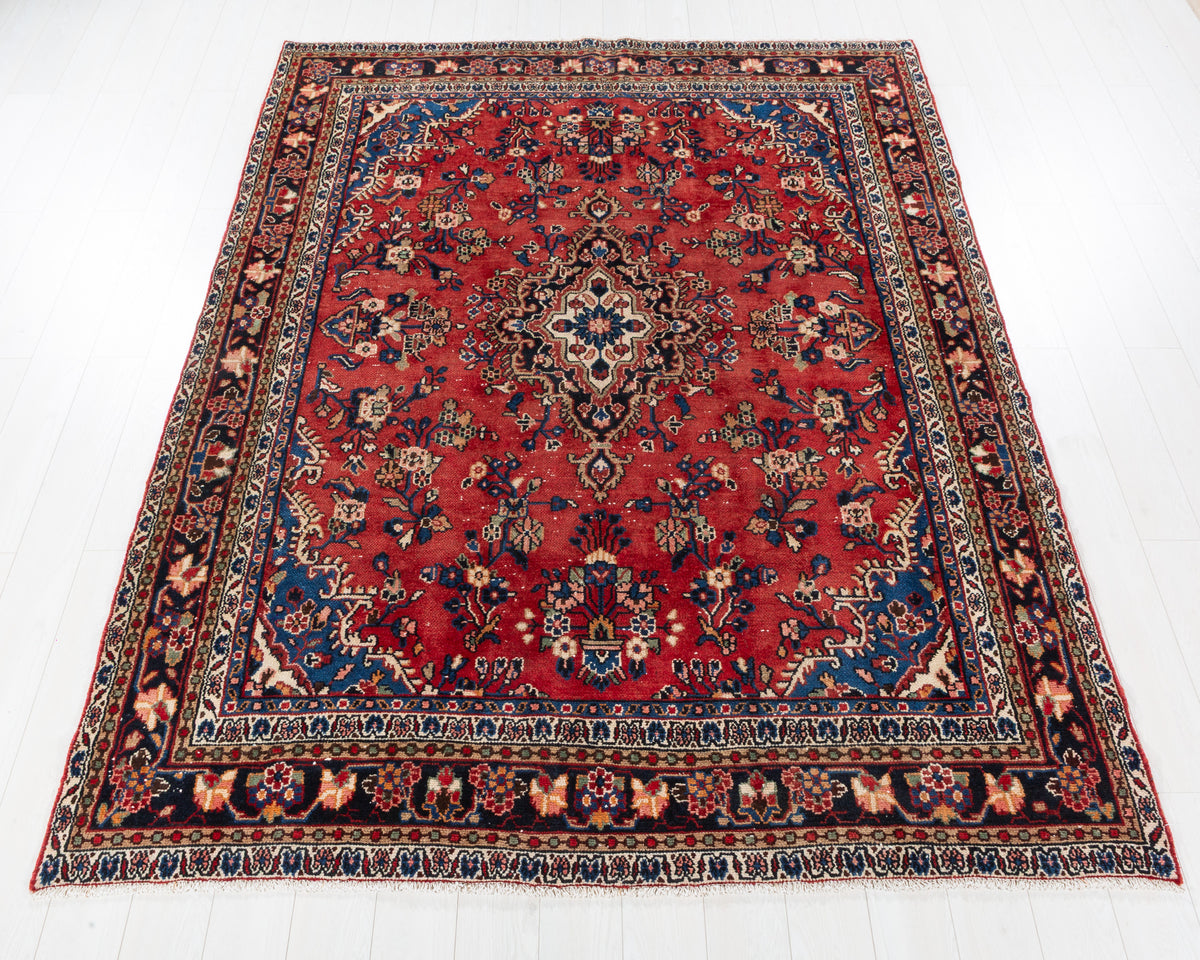Vintage Hamadan Red Floral Rug, 7x9 – 9' 4" x 6' 9" (285 x 207 cm) – main view