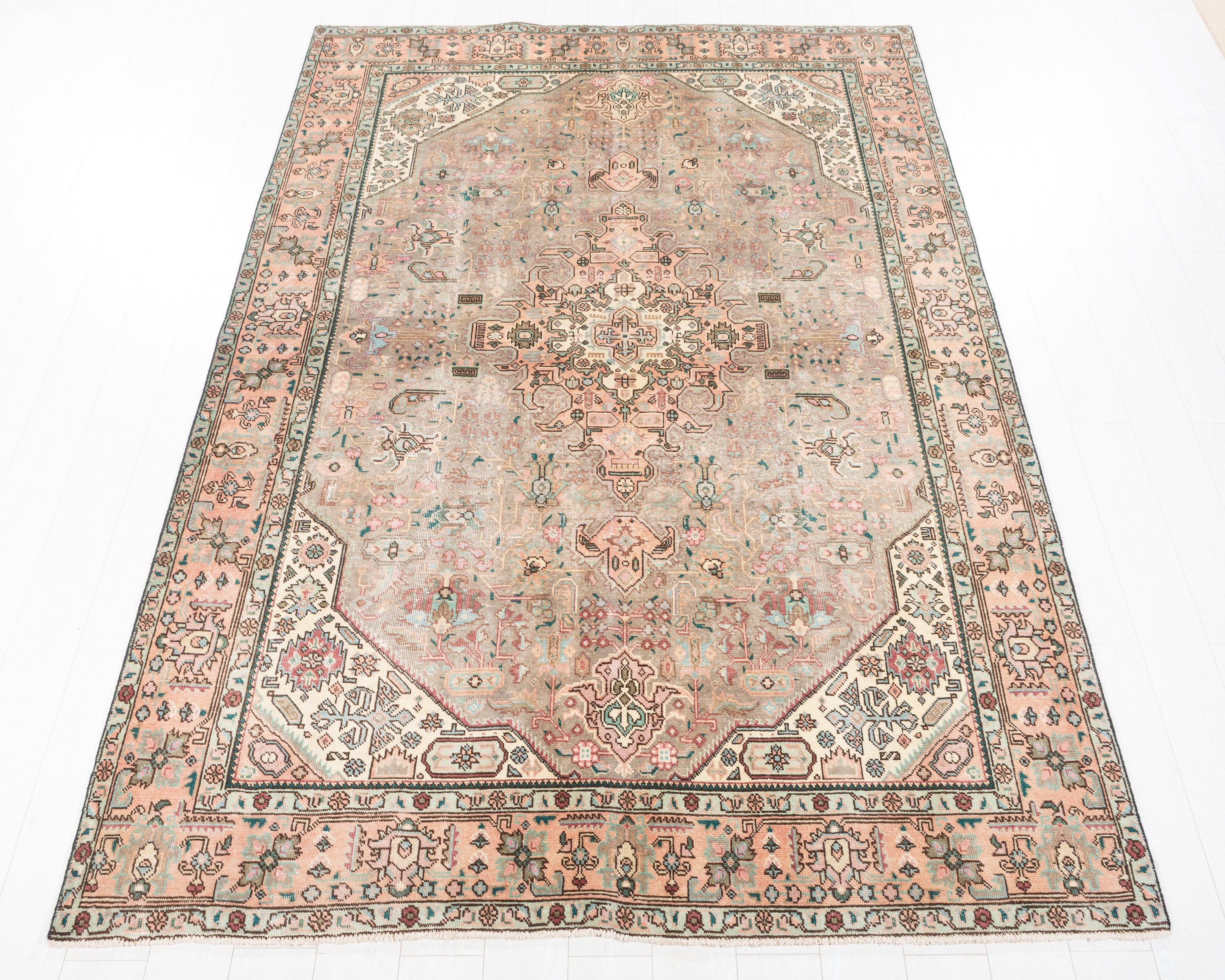 Vintage Tabriz Faded beige and gray Traditional Rug, 6x9 – 9' 5" x 6' 5" (288 x 196 cm) – main view