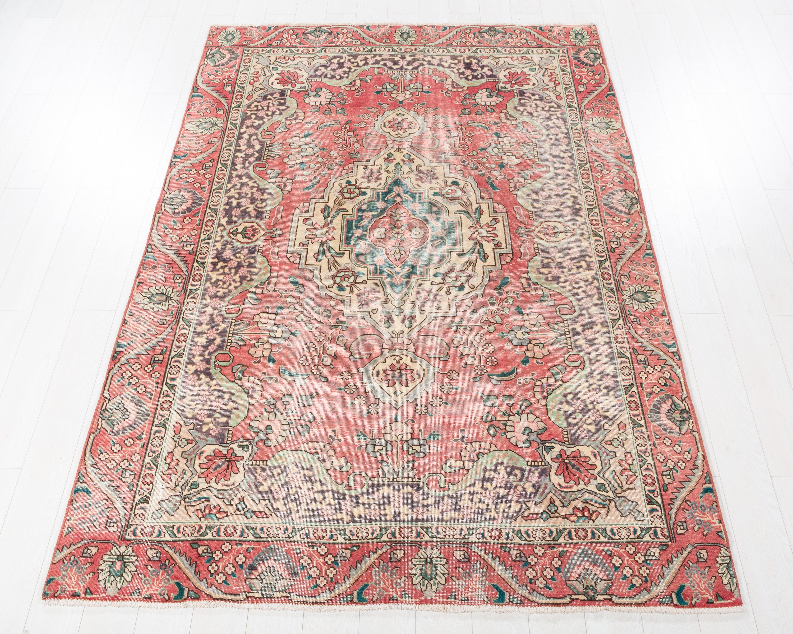 Vintage Tabriz Faded pink-red and beige Traditional Rug, 6x9 – 8' 11" x 5' 11" (271 x 181 cm) – main view