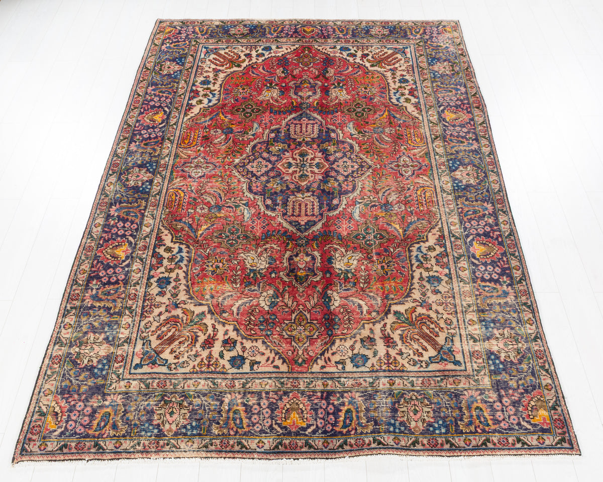 Vintage Tabriz Red and Navy Blue Floral Rug, 7x10 – 9' 9" x 6' 7" (297 x 200 cm) – main view