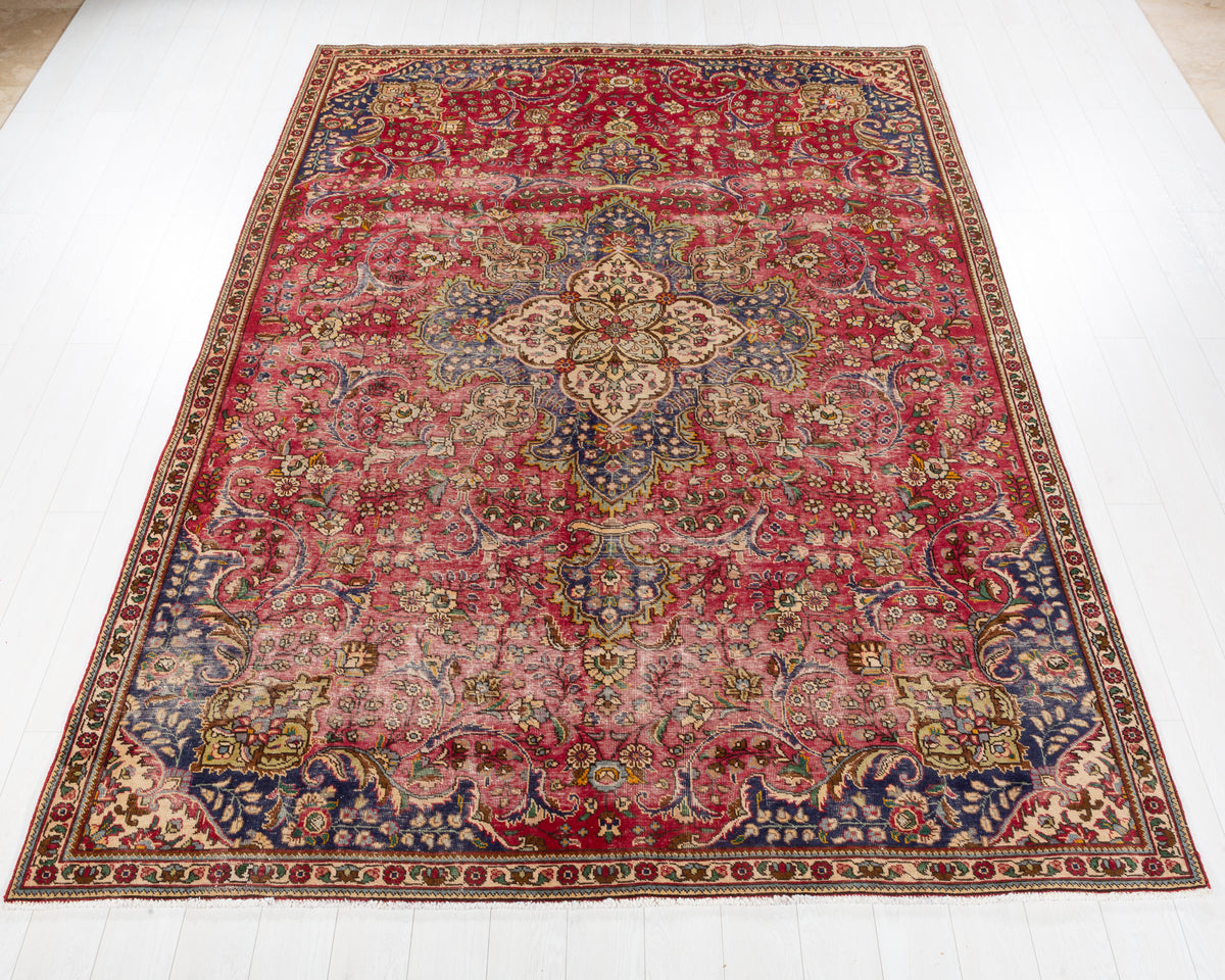 Vintage Tabriz Red Floral Rug, 8x11 – 10' 7" x 7' 7" (323 x 231 cm) – main view