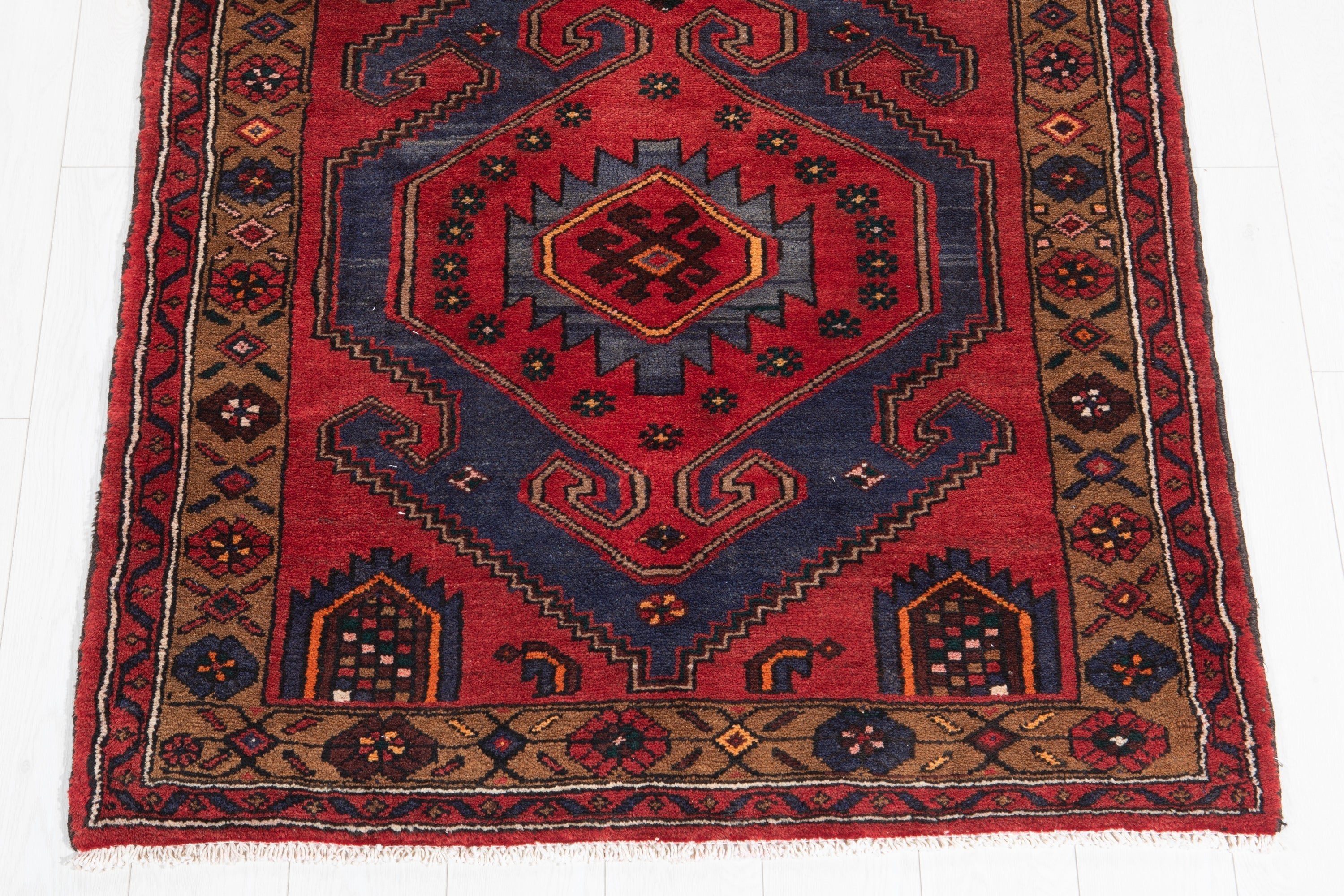 Hand-Knotted Vintage Wool Runner Rug – 9' 11" x 3' 9" (303 x 114 cm) - Yasi & Fara