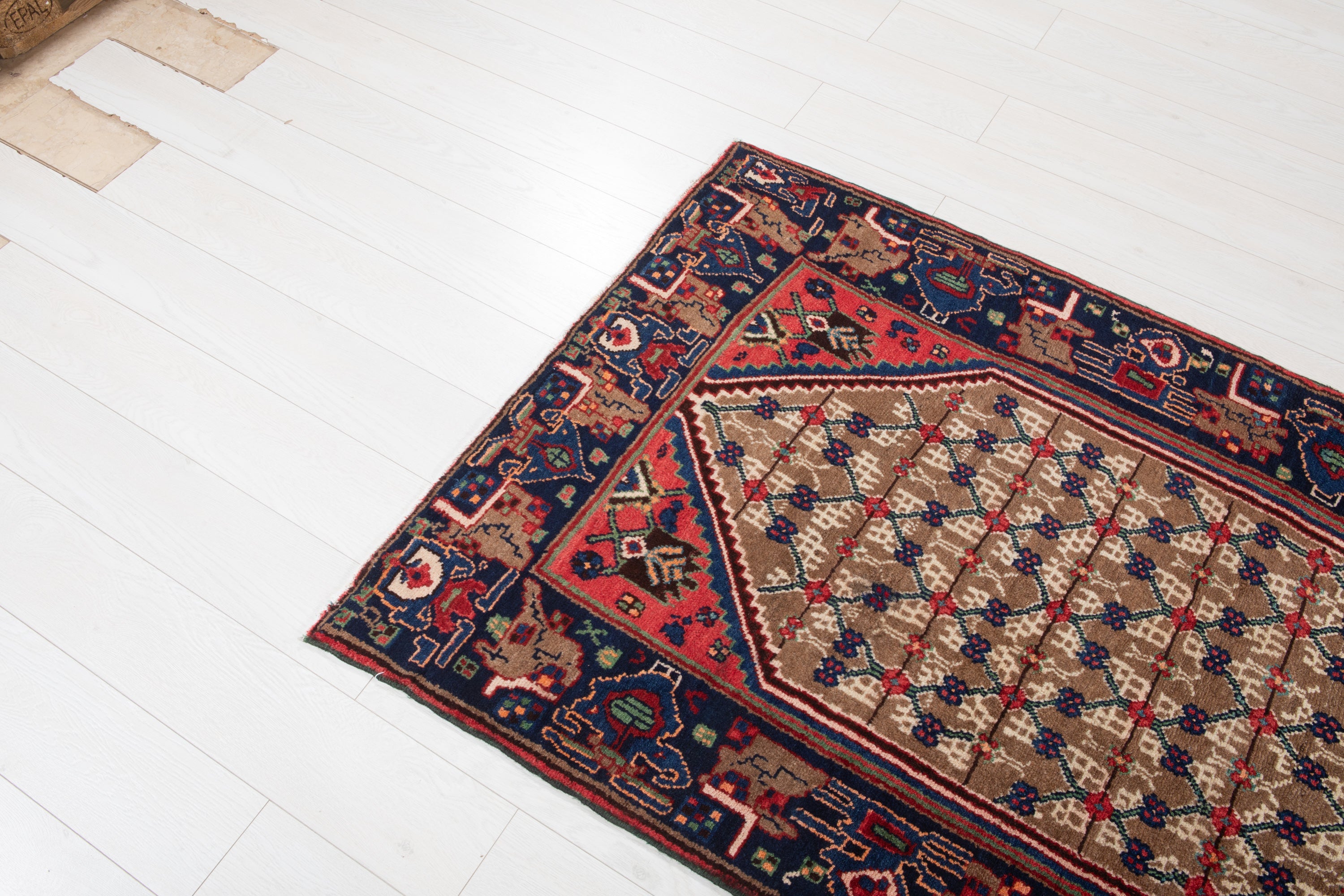Hand-Knotted Vintage Wool Runner Rug – 9' 4" x 3' 6" (285 x 107 cm) - Yasi & Fara