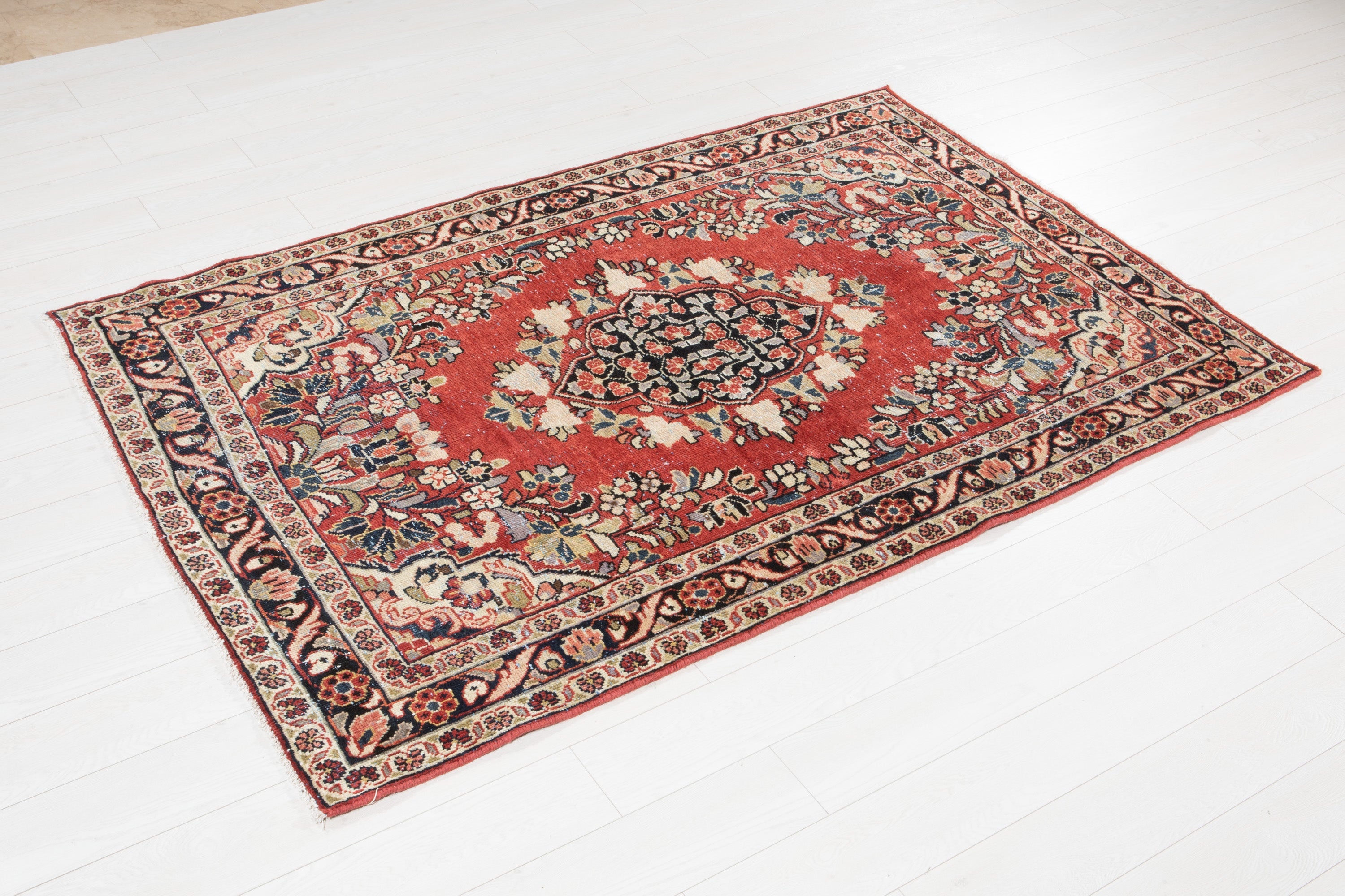 Hand-Knotted Vintage Wool Area Rug – 7' x 4' 6" (212 x 137 cm) - Yasi & Fara