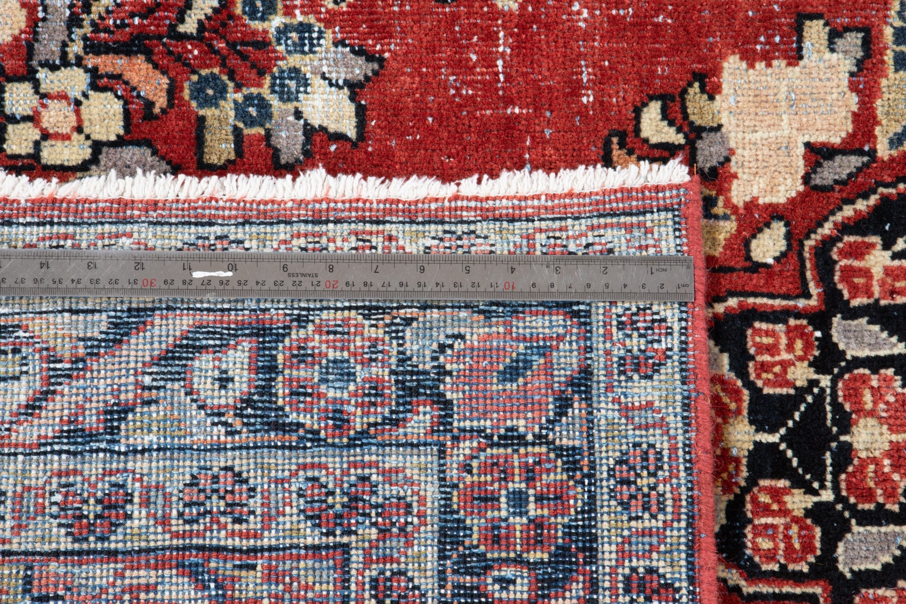 Hand-Knotted Vintage Wool Area Rug – 7' x 4' 6" (212 x 137 cm) - Yasi & Fara