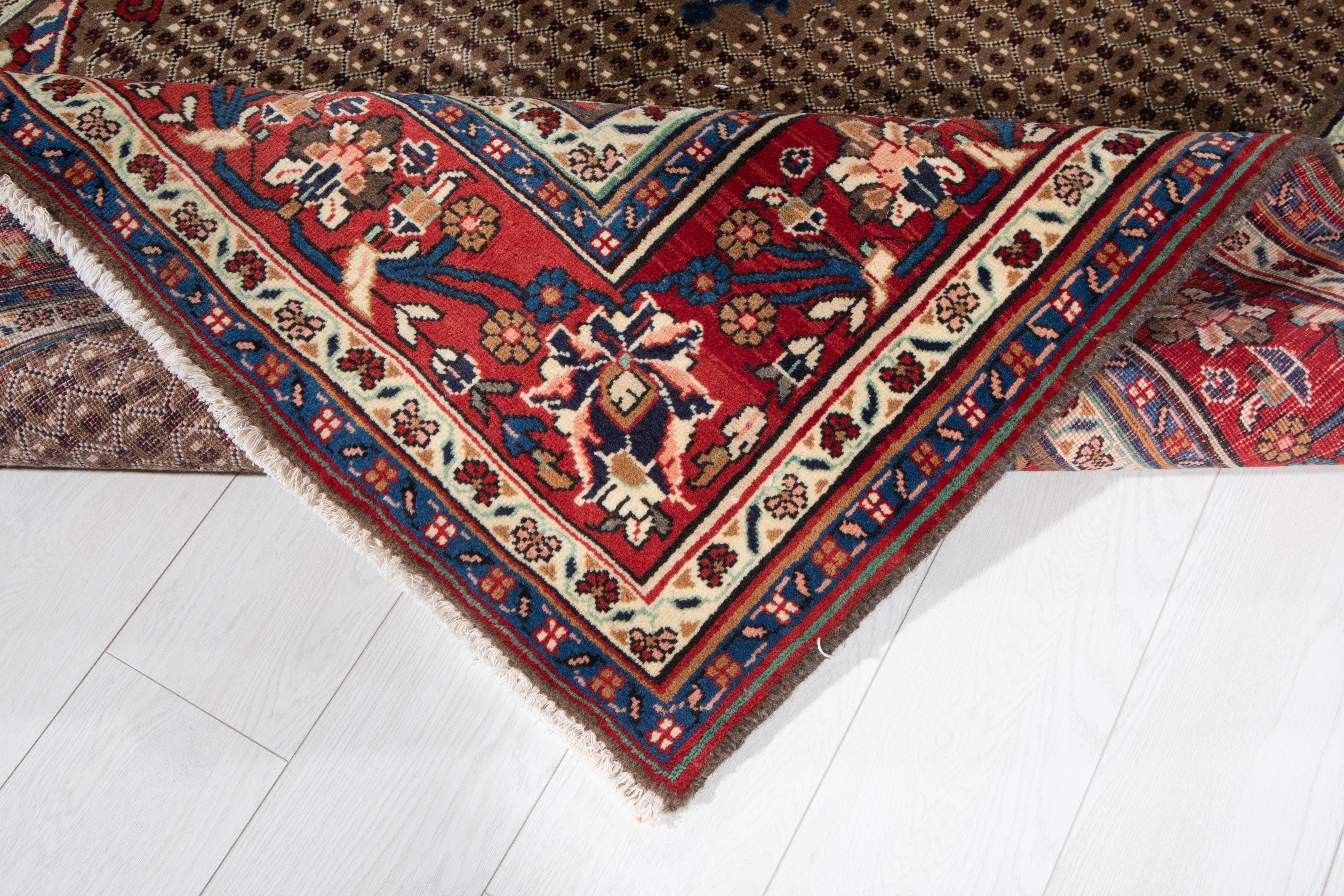 Hand-Knotted Vintage Wool Area Rug – 10' 6" x 5' 1" (320 x 156 cm) - Yasi & Fara