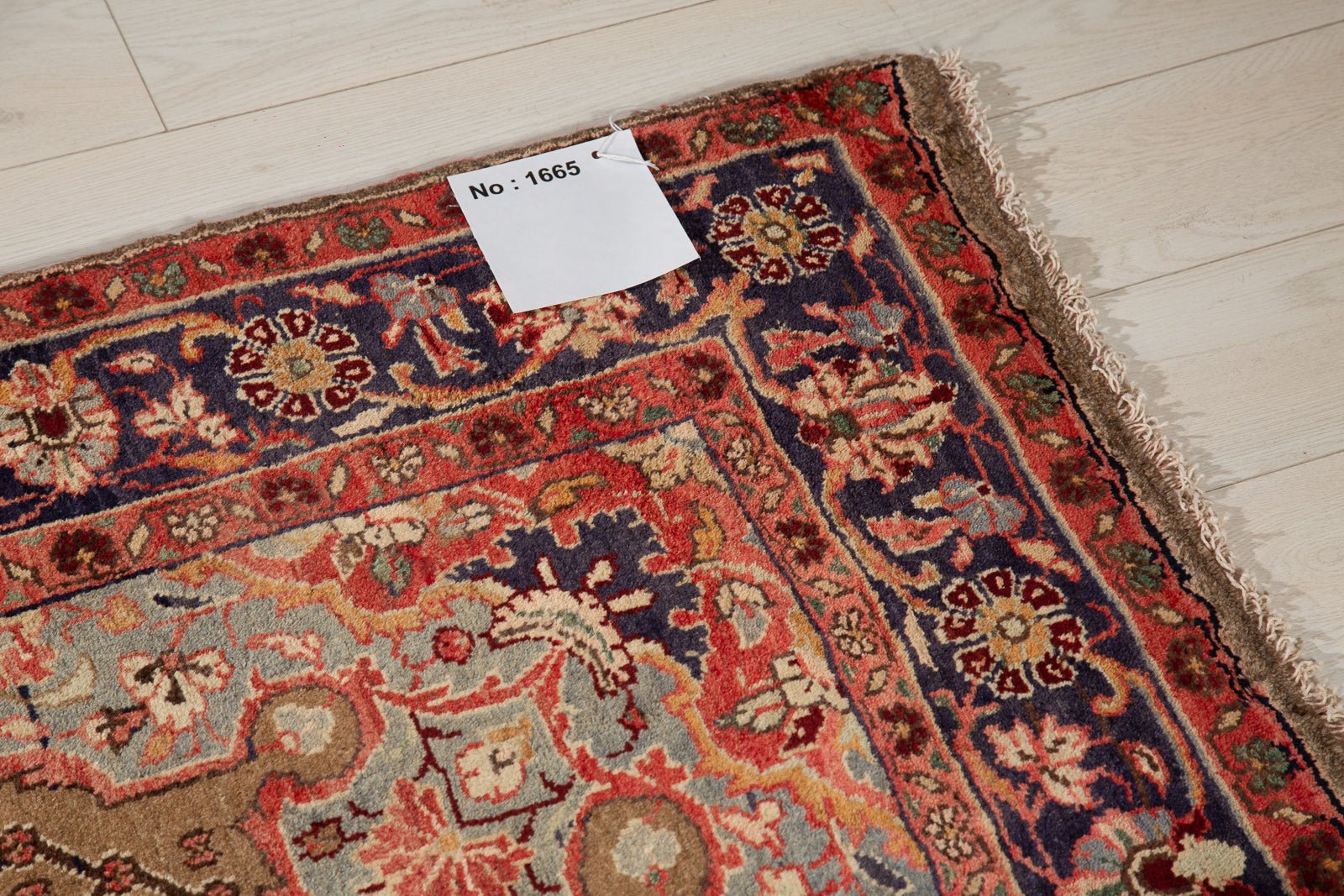 Hand-Knotted Vintage Wool Area Rug – 10' 2" x 5' 1" (310 x 156 cm) - Yasi & Fara