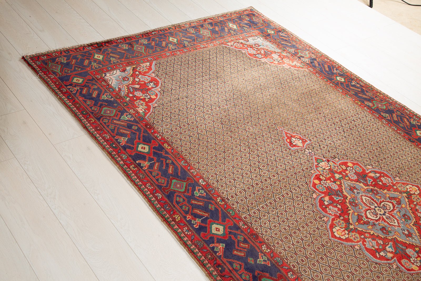 Hand-Knotted Vintage Wool Area Rug – 10' x 4' 11" (305 x 150 cm) - Yasi & Fara