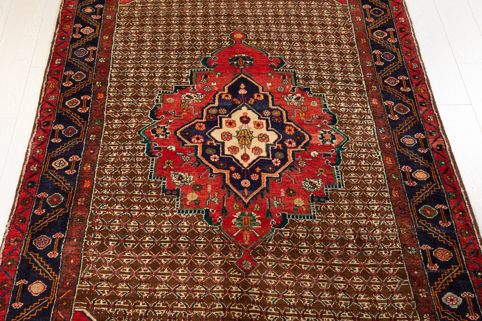 Hand-Knotted Vintage Wool Area Rug – 9' 5" x 5' (288 x 153 cm) - Yasi & Fara