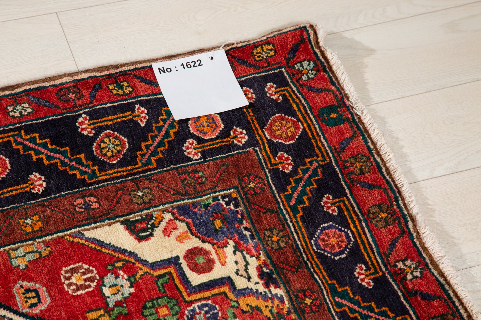 Hand-Knotted Vintage Wool Area Rug – 9' 5" x 5' (288 x 153 cm) - Yasi & Fara