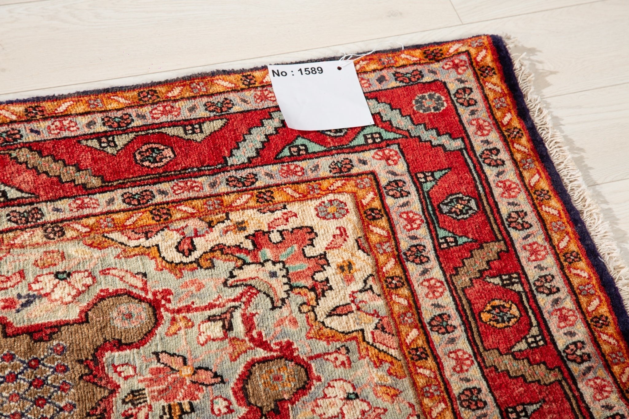 Hand-Knotted Vintage Wool Area Rug – 9' 9" x 5' 2" (298 x 157 cm) - Yasi & Fara